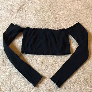 Black Long Sleeve Crop Top